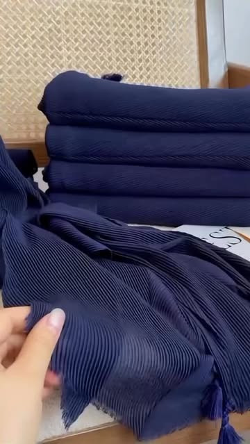 عکس محصول شال پلیسه وارداتی مدل تیغ ماهی