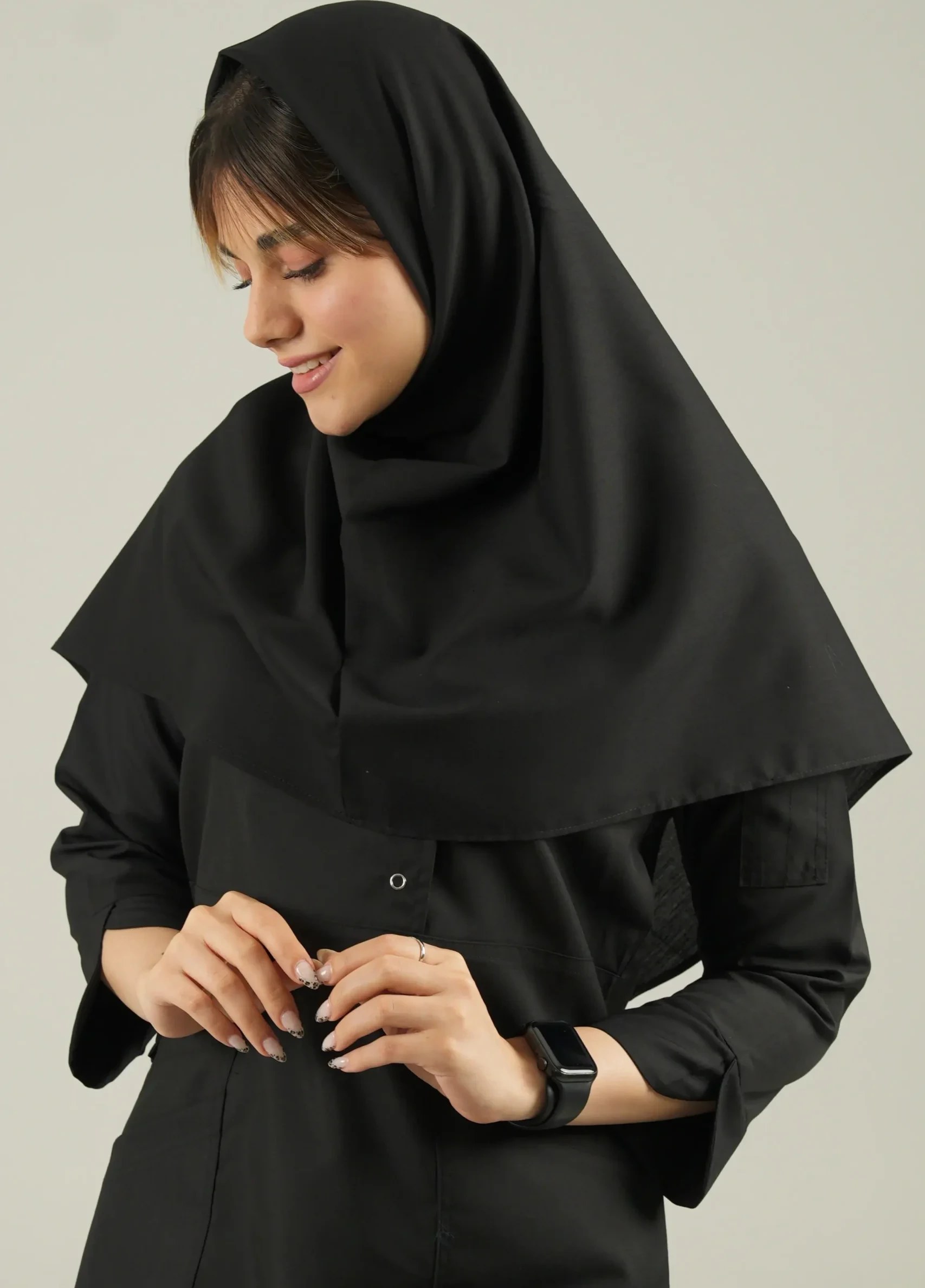 مقنعه نخی بروجرد